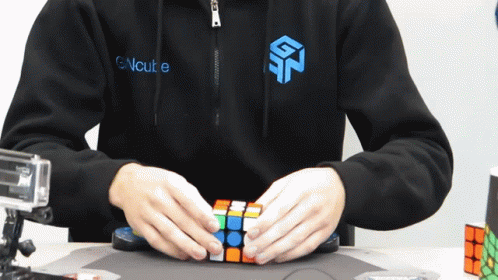How To Solve Rubik's Cube Speedcuber GIF