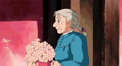 Howl's Moving Castle Sophie And Letty Hugging GIF