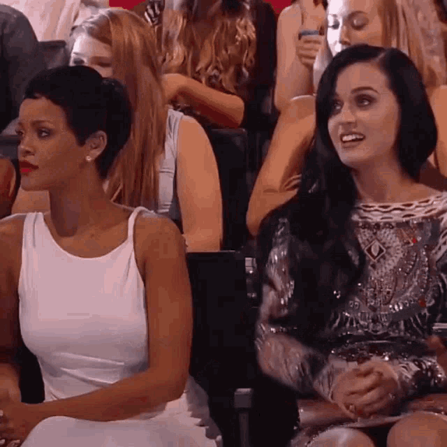 Htncold Katy Perry Gif GIF