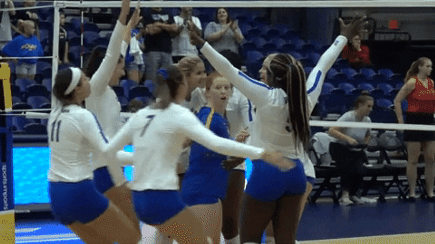 Hugs Happy Celebrate Volleyball Team Pitt Panthers GIF