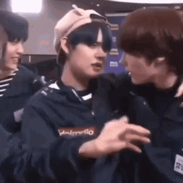 Hwadori Yeonkai Gif GIF
