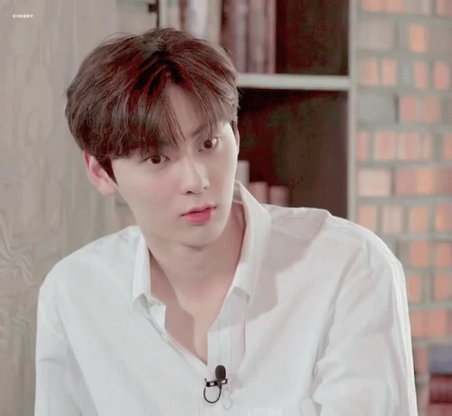 Hwang Minhyun Who Me GIF