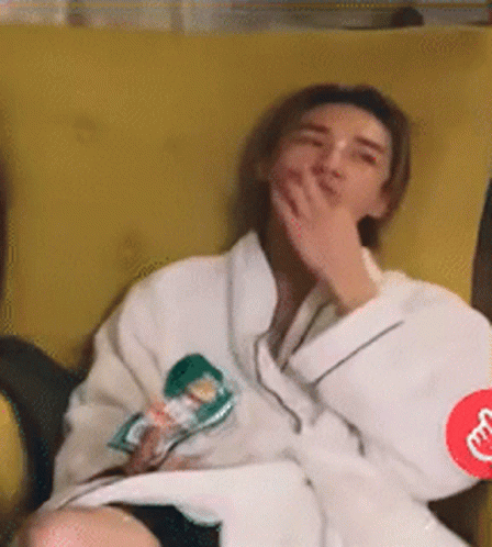 Hyunjin Skz Eating GIF