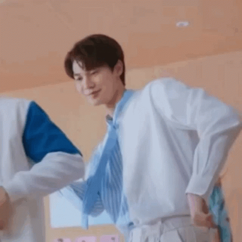 Idols Dancing To Dj Screw Music GIF