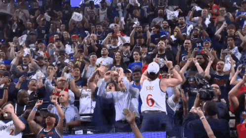 Indiana Pacers 60 Vs. Los Angeles Clippers 55 Half-Time Break GIF