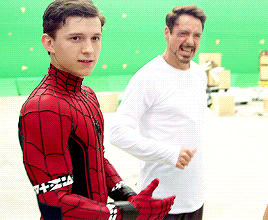 Infinity War Tom Holland Iron Man GIF