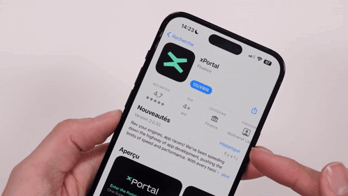 Iphone 14 Downloading GIF