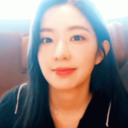 Irene Red Velvet Cute Giggle GIF | GIFDB.com