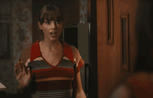 It's Me Hi Taylor Swift Meme GIF