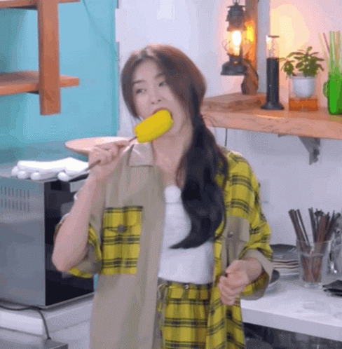 Its Corn Korean Girl Eating GIF