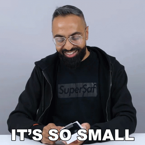 Its Too Small Safwan Ahmedmia GIF