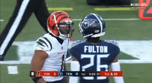 Ja'marr Chase Talking To Fulton GIF