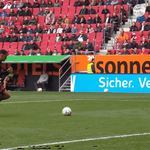 Jamal Musiala Knick The Ball GIF