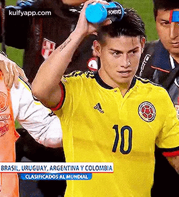 James Rodriguez Poured Water On The Head GIF