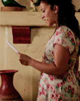 Jane The Virgin Gina Rodriguez Study GIF
