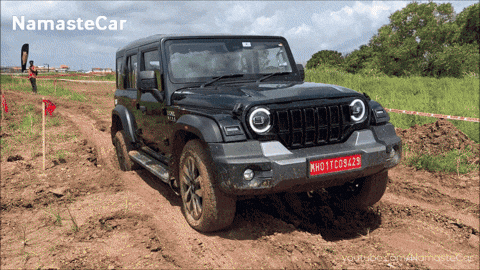 Jeep With License Plate Mh01tc5429 GIF