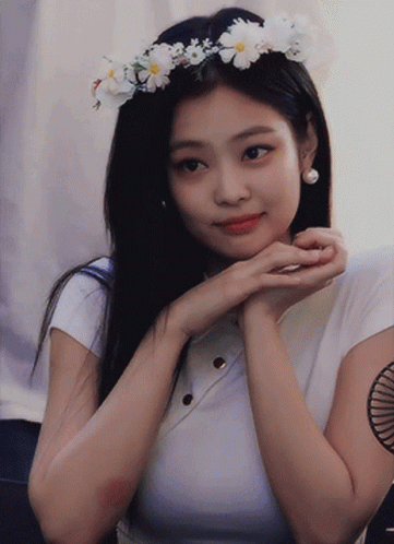 Jennie With Floral Headdress GIF