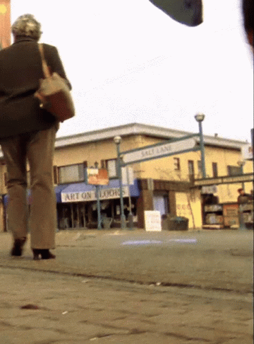 Jennifer Love Hewitt Walking Fast GIF