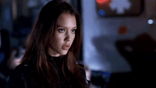 Jessica Alba Talking While Walking GIF