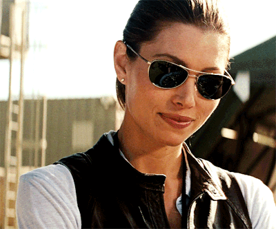 Jessica Biel Wearing Sunglasses The A Team GIF