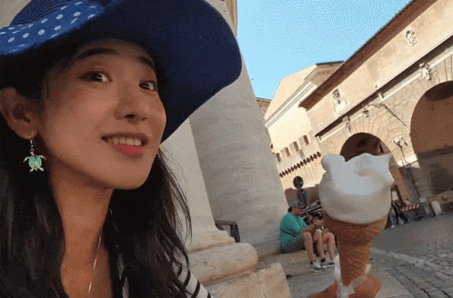 Jinnytty Vatican City GIF