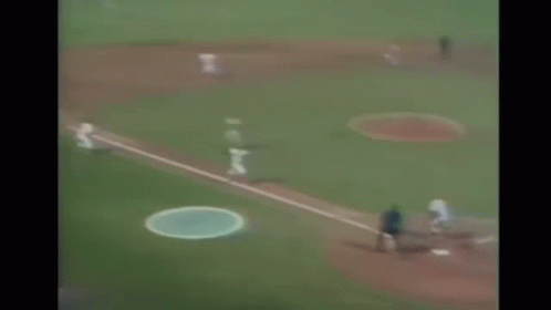 Johnny Bench Cincinnati Reds Base GIF