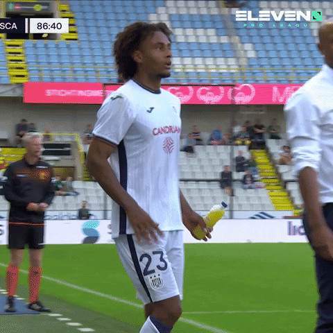 Joshua Zirkzee Impressive Attitude GIF