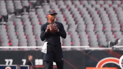 Justin Fields Fast Throw GIF