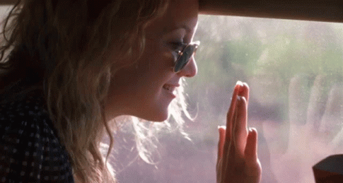 Kate Hudson Middle Finger Up GIF