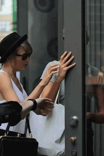 Kaylor Paparazzi Shots GIF