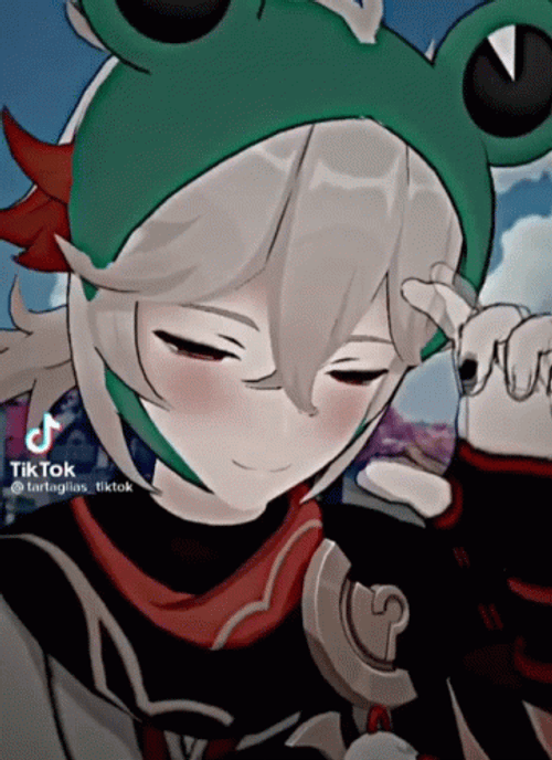 Kazuha Being Cute GIF