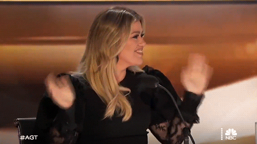 Kelly Clarkson Waving GIF