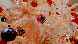 Kim Of Edward Scissorhands Christmas GIF