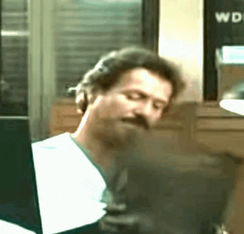 King With Motive Burgs-N-Bass GIF