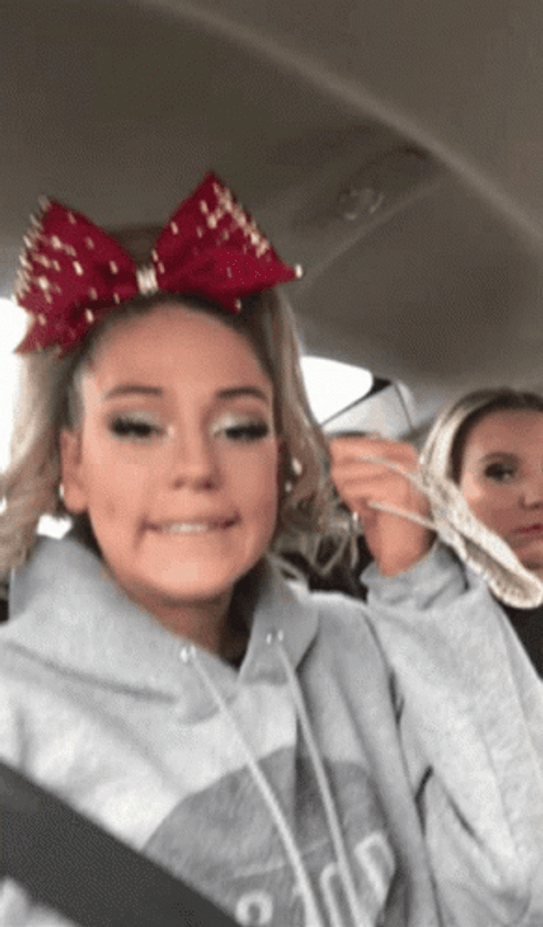 Knock On Wood Head Besties Car GIF