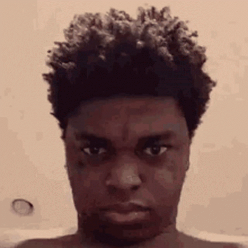 kodak-black-staring-on-the-screen-a0jcn6hpb7knu9aj.gif