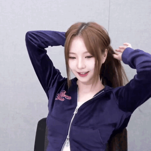 Korean Girl Humidity GIF