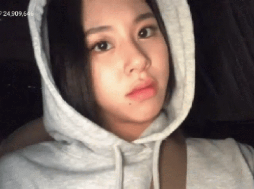 Korean Rapper Chaeyoung Looking Worried GIF