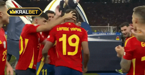 Lamine Yamal Praise By His Team GIF