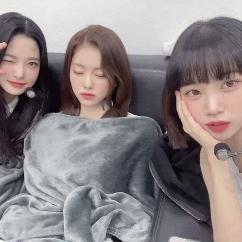 Le Sserafim Hong Eunchae Sleeping With Blanket GIF