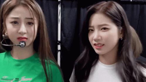 Le Sserafim Kazuha Kinda Sus Face Reaction GIF