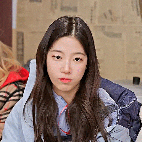 Le Sserafim Kazuha Sparks Idea GIF