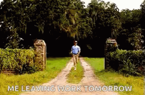 Tom Hanks Forrest Gump Me Leaving Work Tomorrow GIF