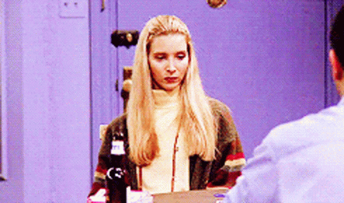 Lisa Kudrow Phoebe Running GIF
