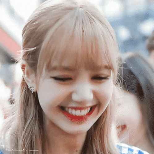 Lisa Manoban From Blackpink Laughing At Crowd GIF