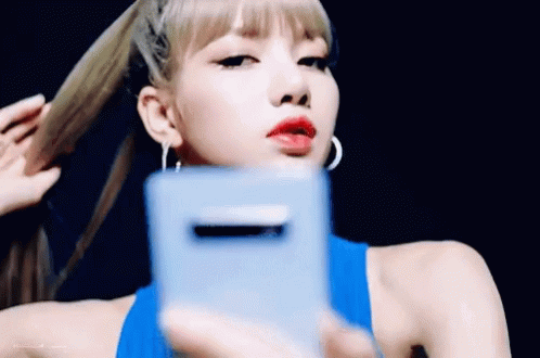 Lisa Manoban From Blackpink Taking Selfie GIF