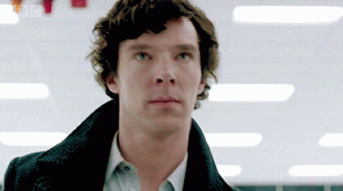 Sherlock Looking At Watch Benedict Cumberbatch GIF