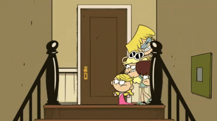 Loud House Mom And Family Helping Each Other GIF