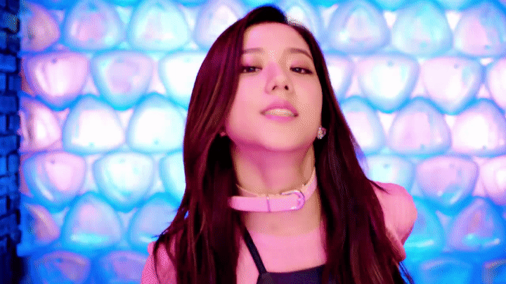 Lovely Jisoo Singing GIF