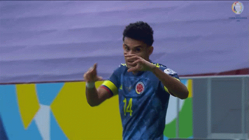 Luis Diaz Heart Shape Hand GIF